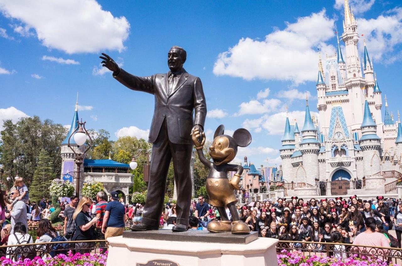 Love N Chic 3 Studios Disneyland 5 Min Chessy Kültér fotó